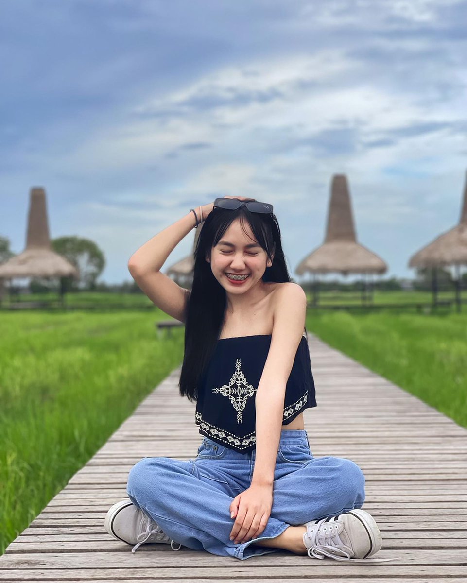 SheriCoppaomko's tweet photo. なにが正解か分からないままでいるほうが、意外と心地いいかもしれないね。 https://t.co/eSlLgqdlGr