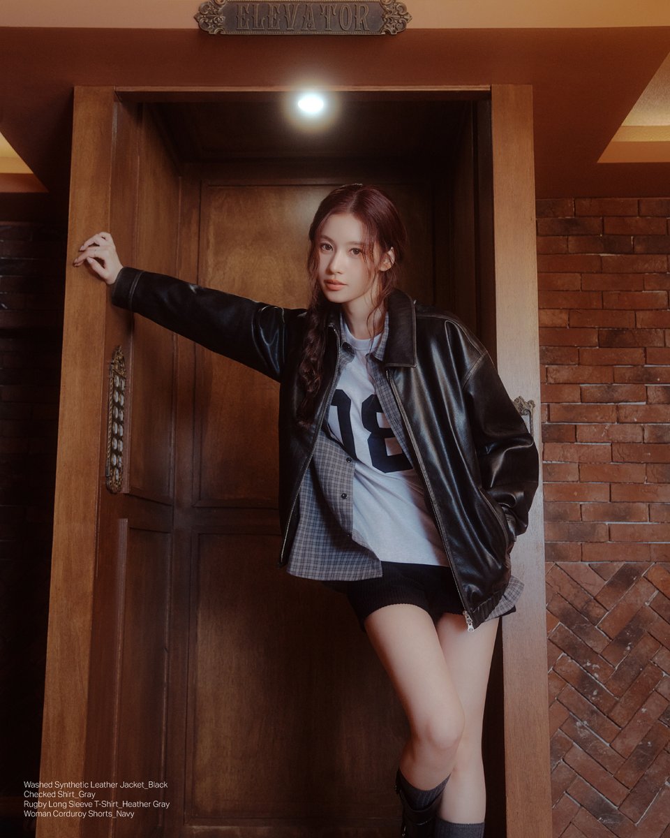 covernatmag's tweet photo. The Autumn Paper: Scenes of SANA

사나와 함께한 커버낫의 가을. 후드집업부터 레더 재킷까지
다양한 아우터와 볼캡으로 완성한 가을 레이어드 룩을
만나보세요.

#사나 #SANA #커버낫 #커버낫 #커버낫우먼 #COVERNAT
#트와이스사나 #TWICESANA https://t.co/fNfDCDIpfq