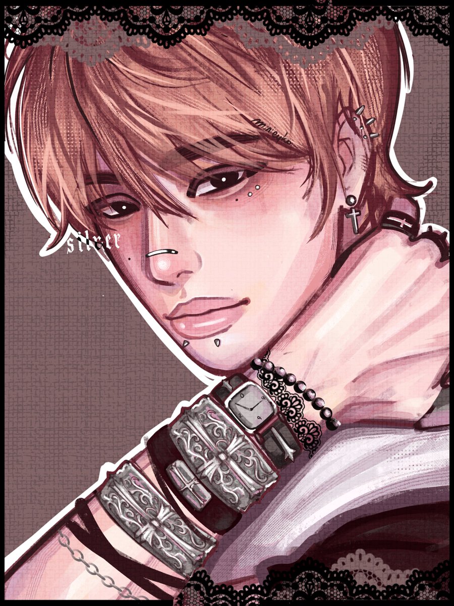 MiniEyko's tweet photo. silver #hyunjin https://t.co/Nmdcilu4aO