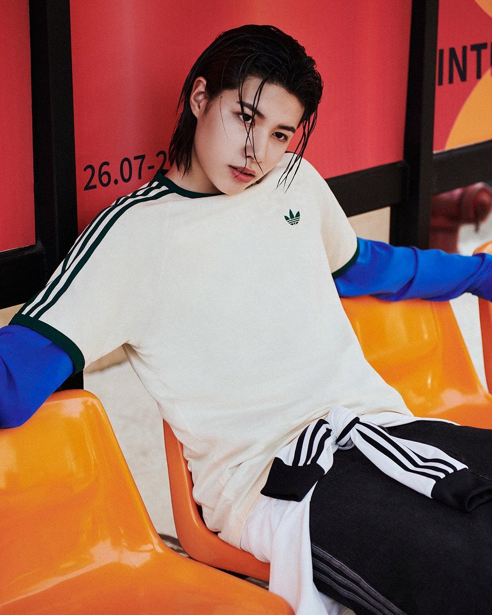 LNGSHOTBASE4sho's tweet photo. LOUIS for adidas Originals https://t.co/q55gmblB9f