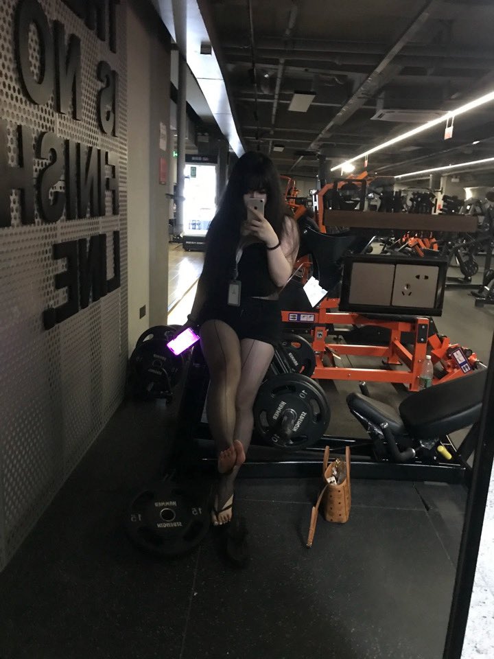 msk123014's tweet photo. 叫姐姐还会不理你吗 https://t.co/2rjfaWYwIC