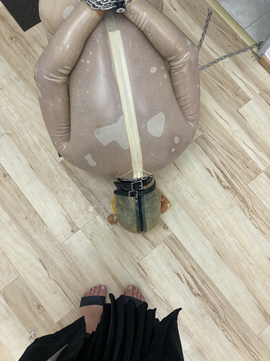 Latex69Slave's tweet photo. Good morning my Lady, let me express you my devotion to you... https://t.co/i8Li3dO7hu