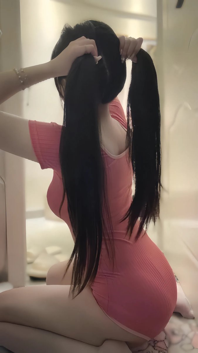 danielvasquezg's tweet photo. 为什么都说我是出租车？ #母狗 #女大 #反差 https://t.co/WAL7JjRmRE