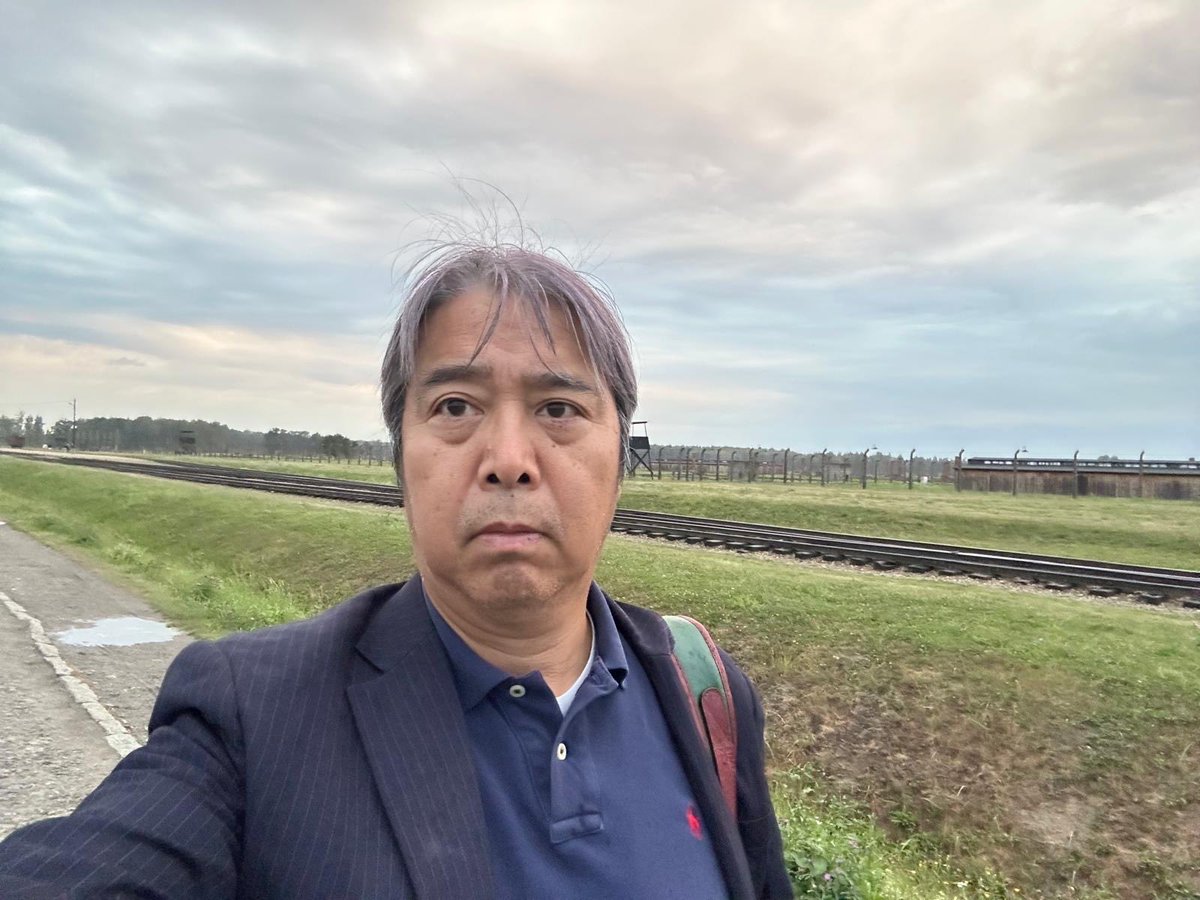 JapanEmb_Israel's tweet photo. After visiting Auschwitz-Birkenau, I feel a profound duty to remember and pass on the memory of the Holocaust victims to the world and future generations - Ambassador Arai https://t.co/mV03ESvatJ