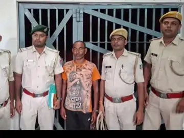 gemsofbabus_'s tweet photo. Good News Guys. 👏

The man accused of illegally hunting India’s National Aquatic Animal “Gangetic Dolphin” has been arrested by Police. https://t.co/pSLFc4LjKC