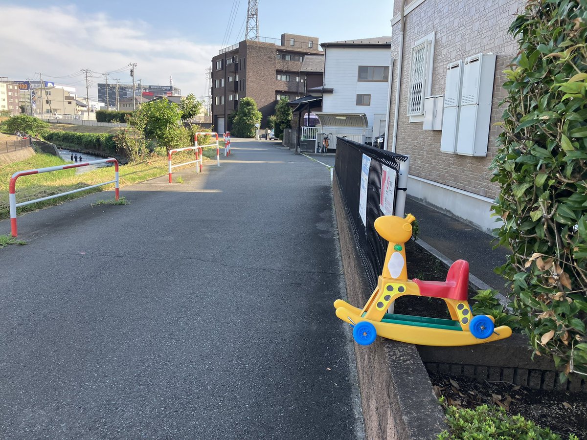 dooken62131's tweet photo. 橋渡し
#ラジオマガジン　#せきしろ https://t.co/XiACD1EBe1