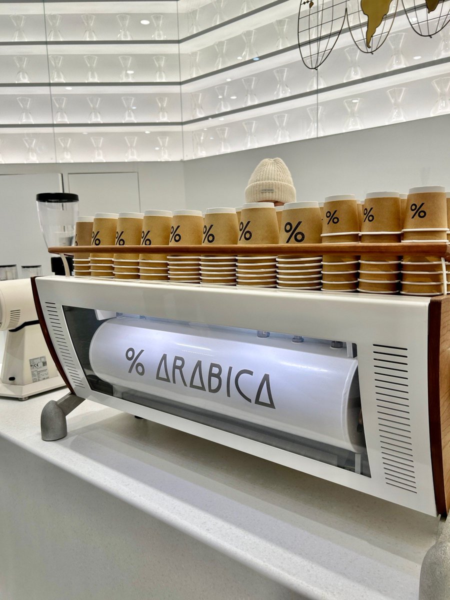amber286538's tweet photo. Just tried this smart café’s “flavor-custom brew” — picked my bean origin, roast level u0026 brewing speed, got a perfectly personalized cup in 2 mins. Game changer for coffee lovers! https://t.co/69wT6ycOBz