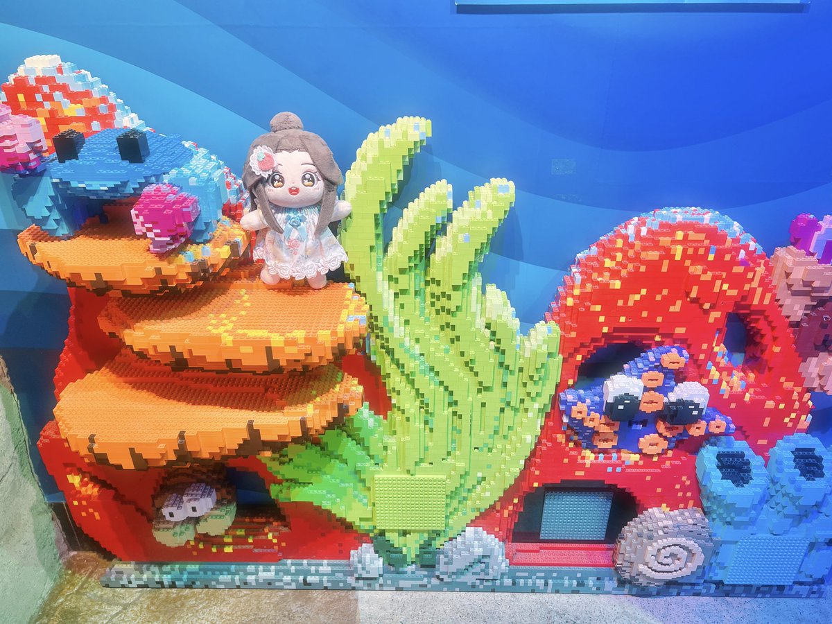 omegdesu's tweet photo. レゴランドの水族館めちゃよかった〜💕
内装もかわいい☺️🫶🪼さすが外資系✨

\ ブロックがいっぱーーい♡  / https://t.co/5qQsE2xlnE
