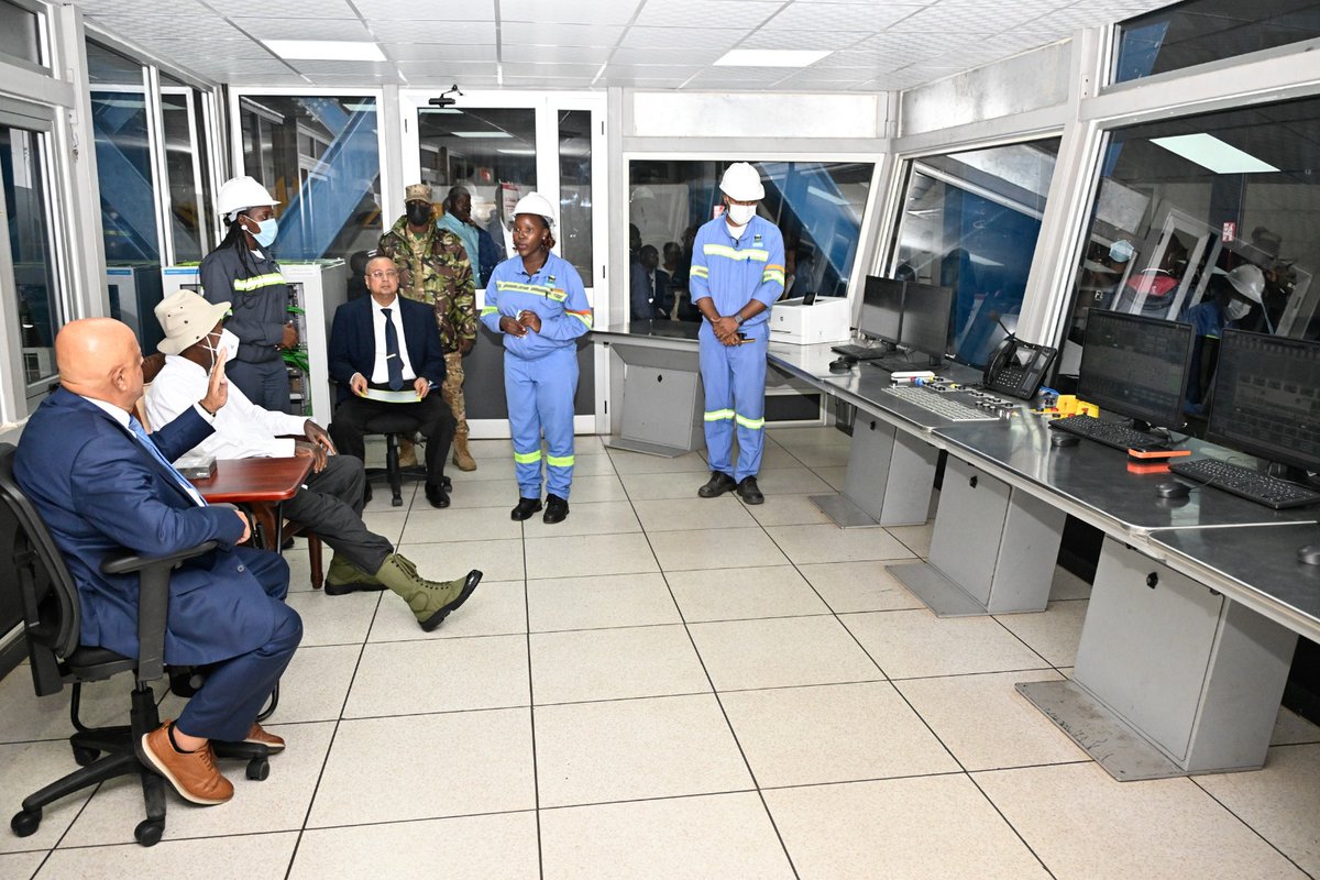 Makwasi4us's tweet photo. Industrialisation is the fastest vehicle to take Uganda into middle-income status. Thank you President Yoweri Museveni for making this economic vision a tangible reality for citizens. Our industrial capacity is expanding daily. https://t.co/lwU2FoMPY8