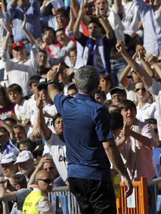 SoyAnteto's tweet photo. José Mourinho regresa al Bernabéu como entrenador del Real Madrid después de 4834 días. 🤍⏳ https://t.co/SY8YwBr1Ms
