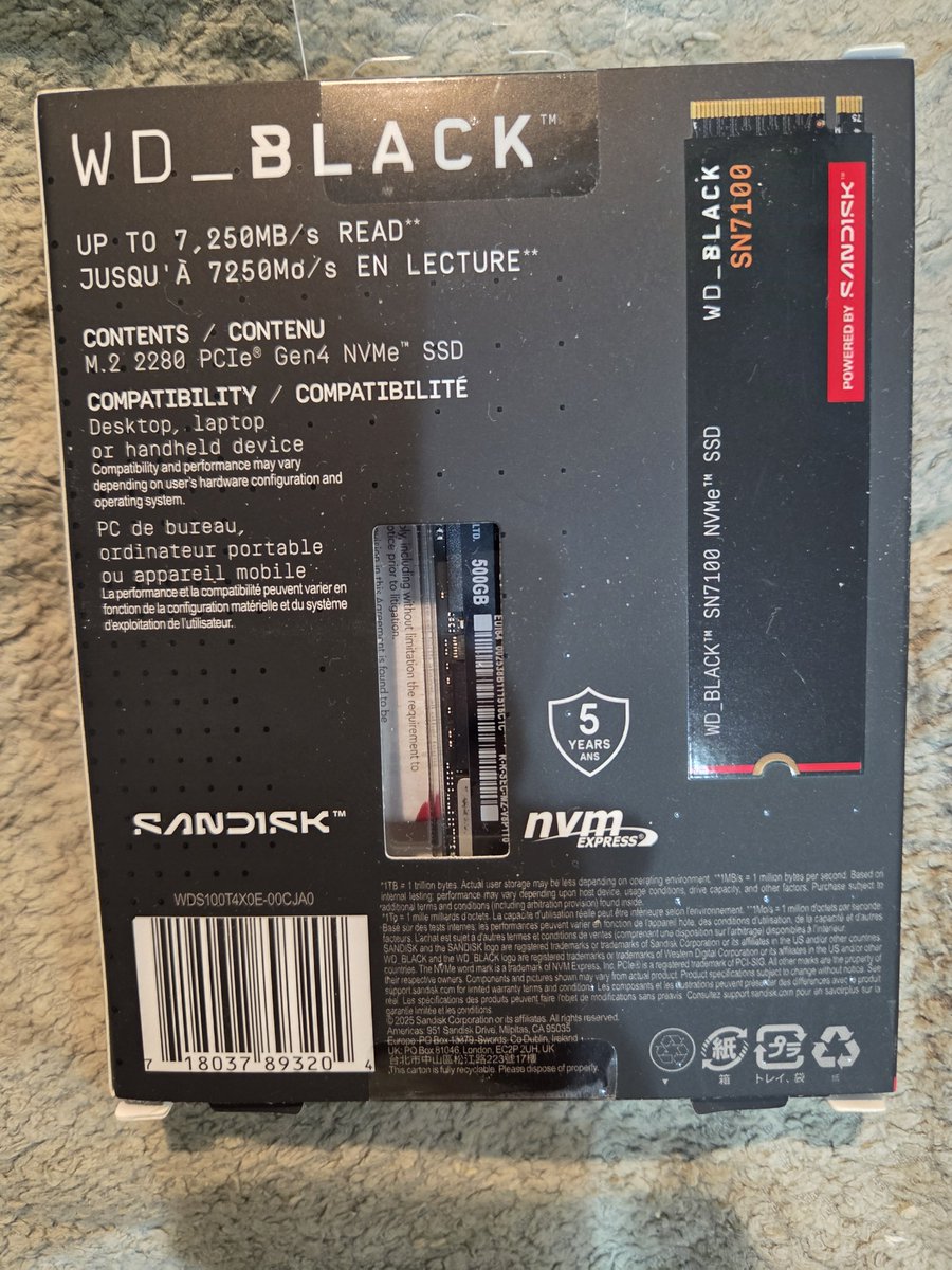 rounen_modeler's tweet photo. 自作PCを26年に導入予定だったのがインテルのCPU発売が遅れたことで27年に。後一年今のメインPCに活躍してもらうため、SSDを交換しました。
SSDを交換
acronisでバックアップから復元
partitionmasterでドライブ拡張
めでたく完成
#ウェスタンデジタル #WD #SSD #SSD交換 https://t.co/vwnf0rvIu7