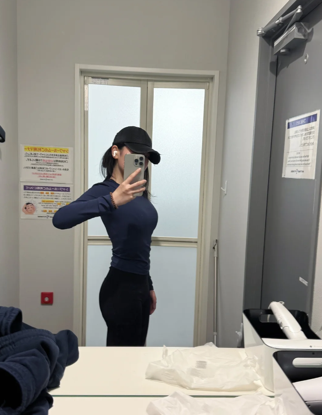 di888888d's tweet photo. 自分の体が理想のスタイルに近づいていくのを見ると、これまで努力してきたことはすべて価値があったと思えますね😊 https://t.co/dXmVwtozf0
