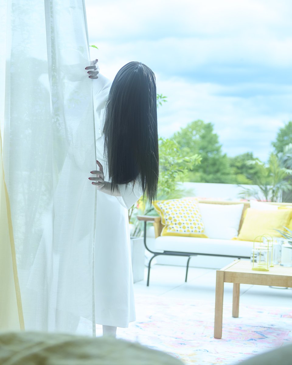 suruttoofficial's tweet photo. 【ご報告】はじめまして、SURUttoヘアモデルの貞子です。

SURUttoは貞子さんをキャンペーンモデルとして起用！
貞子さんと一緒に盛り上げていきます✨

公式サイトも素敵に仕上がっているので、ぜひご覧ください。

◤貞子さんよりみなさんに一言◢
--------------------------------------------------
広がりがちな私の髪も「SURUtto」を使うと、スルッときれいにまとまるので、QOLが爆上がりですッ！みなさんもぜひ使ってみてくださいね♪
--------------------------------------------------
#surutto