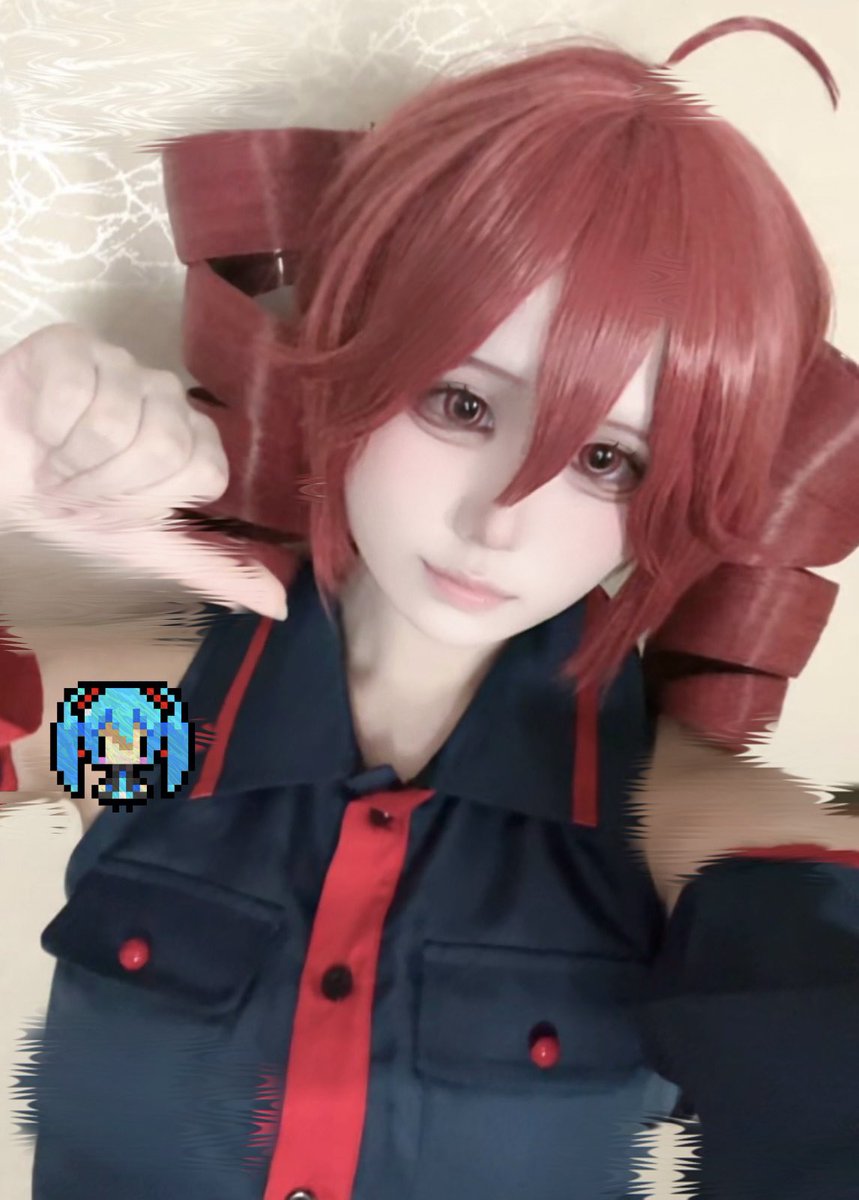 __ichi5O's tweet photo. ⚠︎ cos . 重音テト ⚠︎

｢ 君 は
　　じ つ に 馬 鹿 だ な ｣ https://t.co/g8Kn6LRv58
