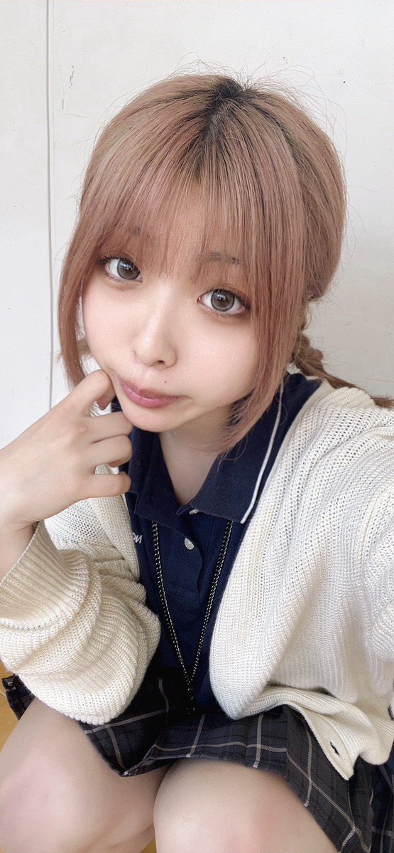 cafebarcrystal's tweet photo. 本日もよろしくお願いします😌
♢毎日営業時間♢
　18時〜4時

♢飲み放題♢
　40分1800ストーン

♡めた18時〜
♡てん18時〜
♡うな20時〜23時
♡いちか22時〜
♡りおん22時〜

※お客様いらっしゃらなかったら2時締めです💦
 #コンカフェ  #琴似  #札幌 https://t.co/0Ehue1XoNL