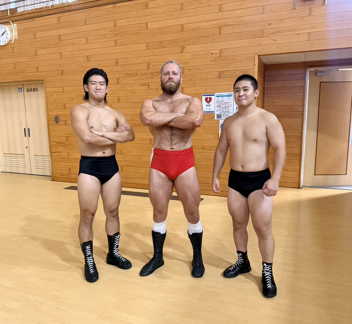 RobDrakePro's tweet photo. 関根とウメには、ものすごく敬意を抱いています。二人とも素晴らしいアスリートで、とてつもない可能性を秘めていますから。

いっそ、彼らとグループを組んでみようかな？ https://t.co/9ao6DxWwjB