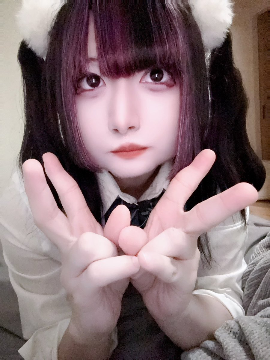 n_uxzi_'s tweet photo. まいふぁんず編集してるのでいいこでまっててね

 #女装  #おとこの娘 https://t.co/dpshoHwhUj