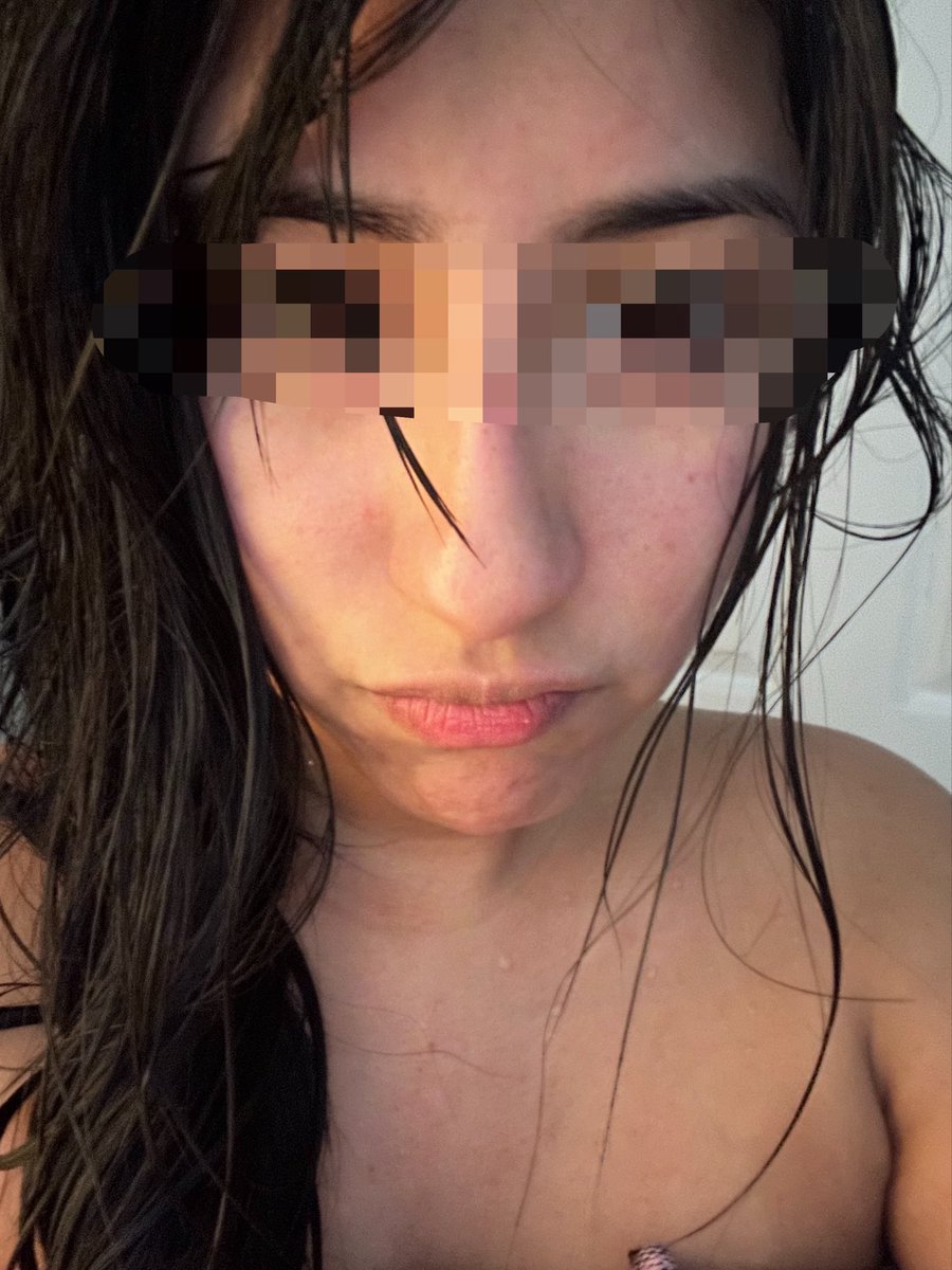 lamdsx's tweet photo. any bbc to trib my latina gf? https://t.co/JFdkL0n5j5