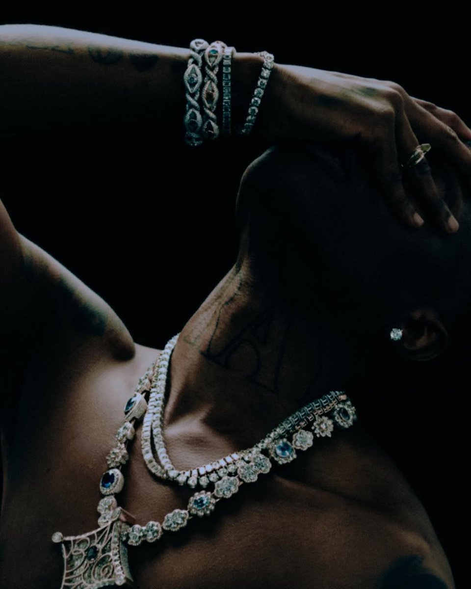 jada_p__'s tweet photo. THIS IS PURE MAGIC - MORAYO OUT NOW!

Cc  - TRUE MUSICAL GENIUS! 🐐♥️ https://t.co/WhZpDdXdRm