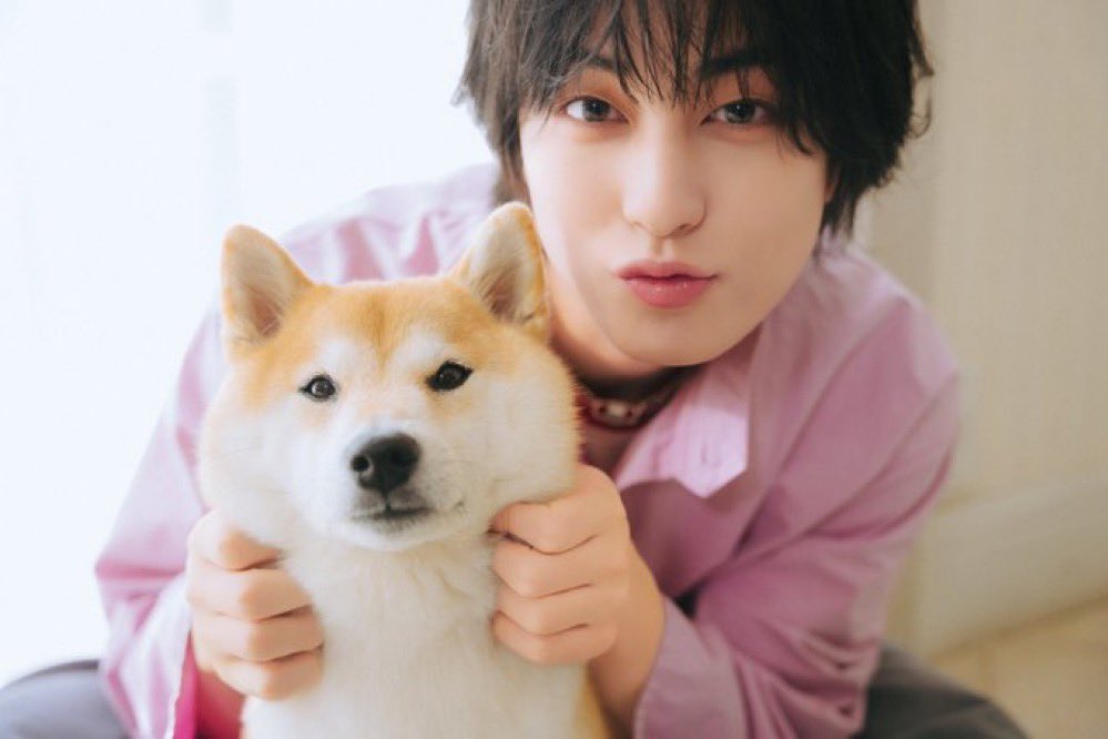 gogumawithzzu's tweet photo. https://t.co/ZcTSYRu5jx