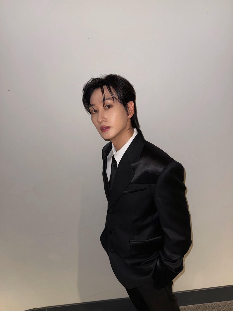 MyAgeIsB's tweet photo. eunhyuk hyukjae eunhyuk hyukjae https://t.co/71EtLJTsfS