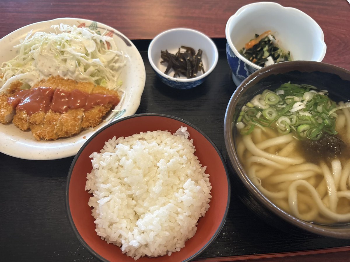 go5ya8's tweet photo. 仕事ついでで、
柳川市の立花うどんへ。

数量限定の日替わりの、
立花定食に間に合う。

食べ切れなかったご飯
ごめんなさい。。。 🙏 https://t.co/dq7a9zjpZ5