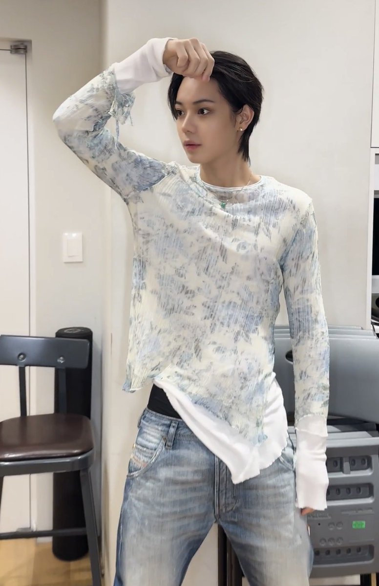 dari__ohyul's tweet photo. CINDERELLA OHYUL???😭💙 https://t.co/u5zM7Ivbup
