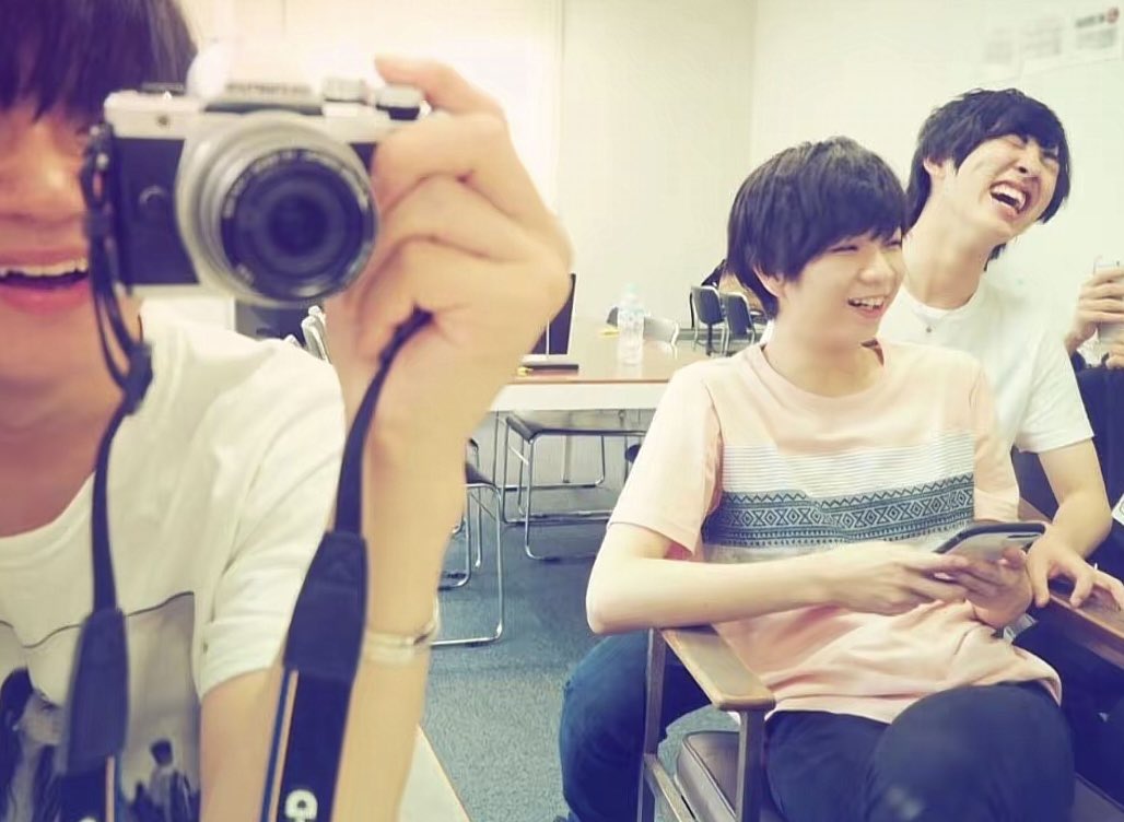 dai_teen911's tweet photo. この頃の3人、あまりにも青春でエモい。
#塩﨑太智 https://t.co/qGXUPdNKx0