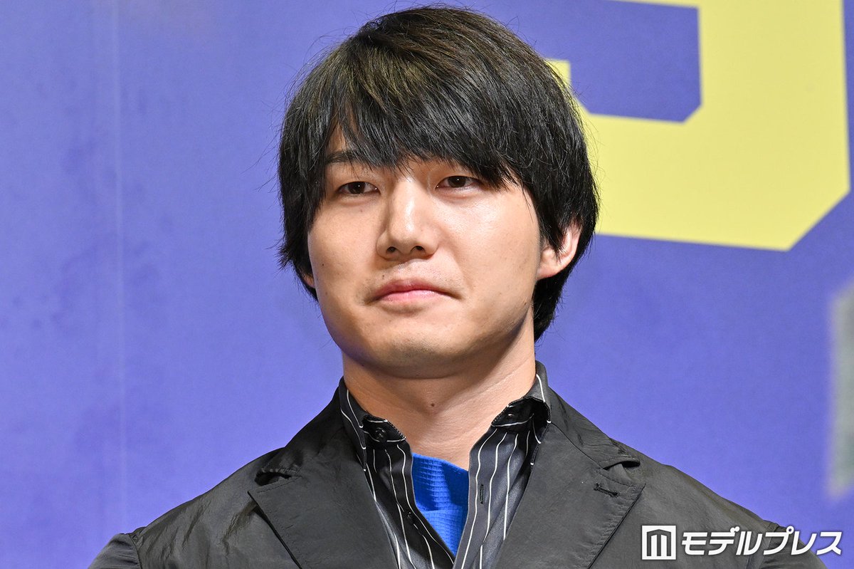 modelpress's tweet photo. お笑いコンビ・かけおち、解散発表
青木マッチョ「このような形になってしまいました」

相方・赤木細マッチョは
9月末で芸人活動終了 吉本興業退所へ
https://t.co/kowYjedaEo

8月30日をもって解散することを報告。青木は、赤木から約1年前に芸人を辞めたいと相談を受けていたことを明かし、引き止めながら今日まで活動を続けてもらっていたと説明した。自身の今後については、まだ決まっていないとしている。
