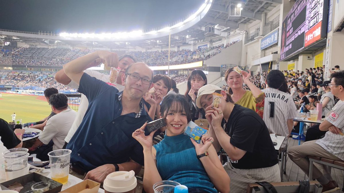 sibanokohei's tweet photo. 同僚とZOZOマリンでなごみ時間
ロッテ大逆転で楽しい時間でしたー

#ZOZOマリンでなごみ時間 https://t.co/kSGPC4Nfmr