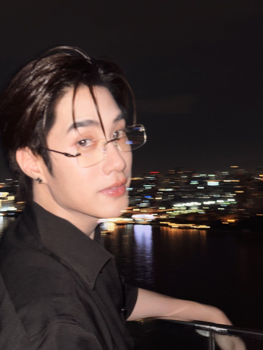TLE_mtm's tweet photo. 🌙 #TLE_mtm https://t.co/kOMfXWrljf