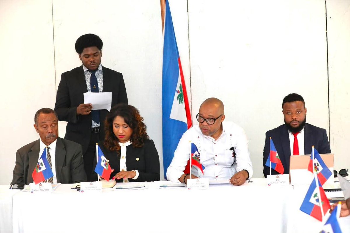 FPWConnexion's tweet photo. Bertrand Sinal et la CARPHA ont renforcé leur coopération sanitaire du 23 au 25 août 2026 à Cap-Haïtien. Les échanges ont porté sur les risques sanitaires, les hôpitaux, les laboratoires, la surveillance et les urgences.
@FPWConnexion https://t.co/jfjfP7l6LX