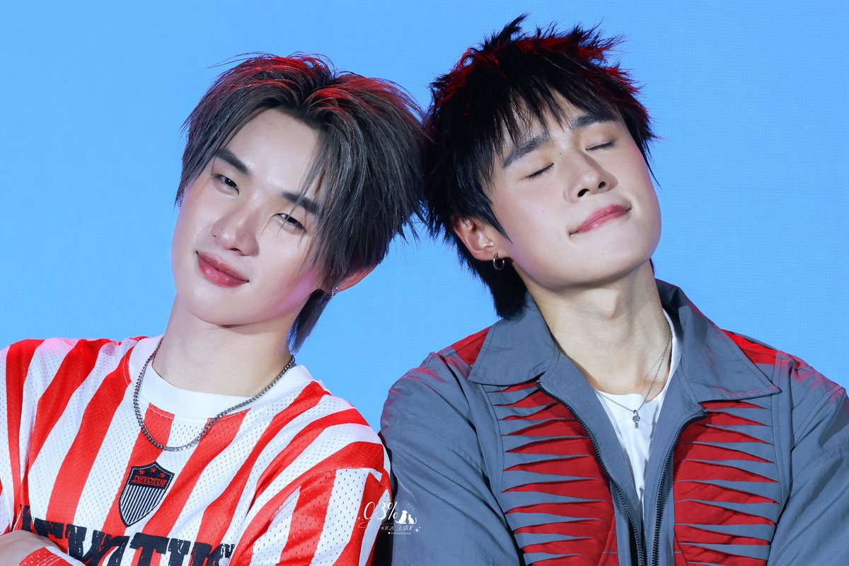 1620_03NH's tweet photo. 260826

MAKRO X LYKN AT SIAM
#LYKN_RakMakMakro

@nnutdan 
@hongshihoshi03 

#nnutdan 
#hongshihoshi 
#LYKN https://t.co/uiCaEZ9S1F