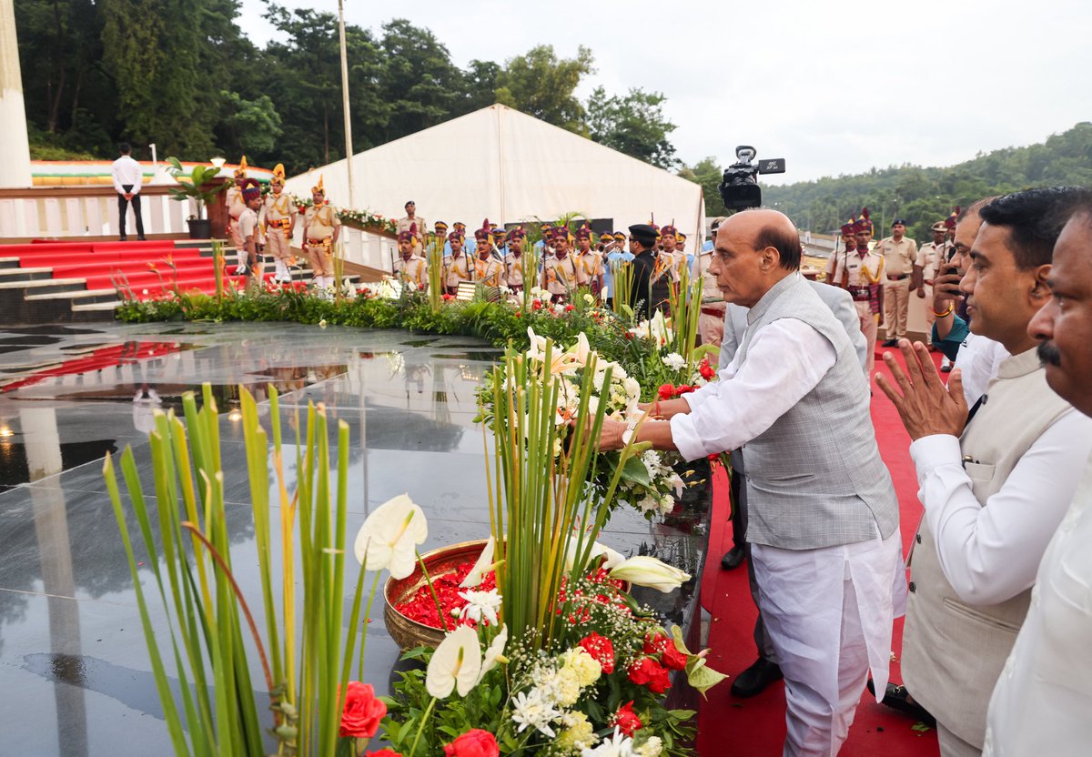 rajnathsingh's tweet photo. Attended the inaugural ceremony of ‘Hutatma Smruti Smarak’ at Patradevi in Goad. Paid tributes to the freedom fighters who stood against Portuguese rule and made the supreme sacrifice in the struggle for Goa’s liberation.

Patradevi carries the memory of one of the most courageous and tragic chapters of Goa’s liberation movement. In 1955, Portuguese forces opened fire on unarmed Satyagrahis and freedom fighters at Patradevi, where several brave patriots laid down their lives. 

The courage and sacrifices of the Satyagrahis strengthened the national resolve that ultimately culminated in Goa’s liberation in 1961.

This memorial will preserve the legacy of the freedom fighters and keep alive the memory of their courage and indomitable spirit. It will inspire future generations to cherish our freedom and uphold India’s sovereignty, unity and integrity.