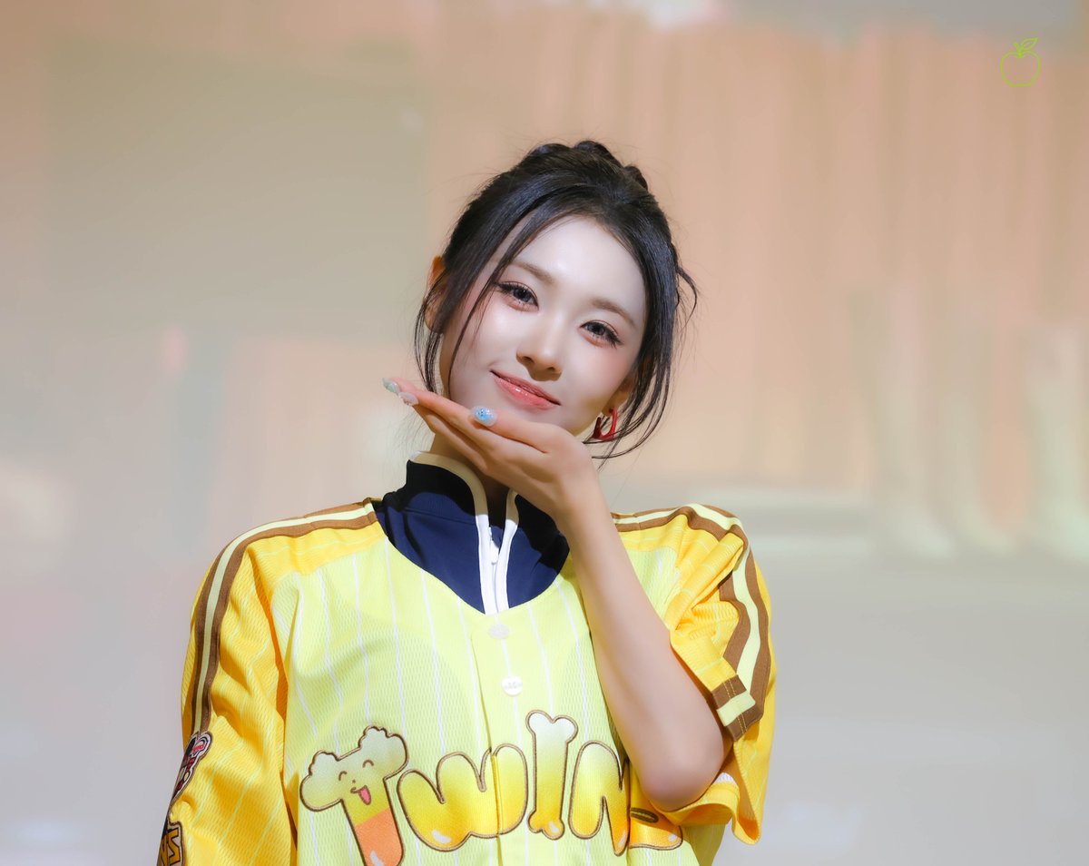 greenapple728's tweet photo. 260821 MAKESTAR 

귀엽💚

#국초록 #KUKCHOROK 
#OURBIRTHDAY #아워벌스데이 #OBD https://t.co/sugdrjBcVe