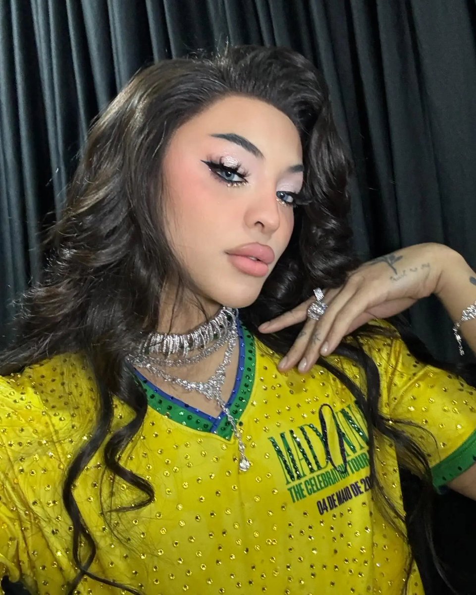 poptime's tweet photo. Pabllo Vittar abrirá show das Pussycat Dolls no Nubank Parque, em 30 de outubro, com o 'Club Vittar'. https://t.co/4QlNF8Cw3W