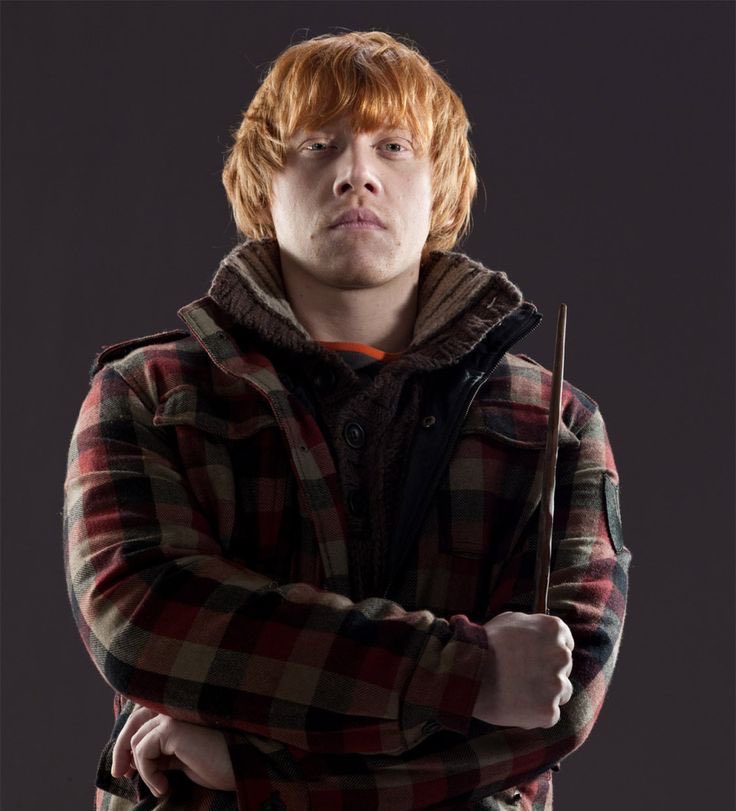FilmUpdates's tweet photo. Rupert Grint will reprise his role as Ron Weasley on Broadway’s ‘HARRY POTTER AND THE CURSED CHILD’ this winter. https://t.co/RtGO2cqVH4