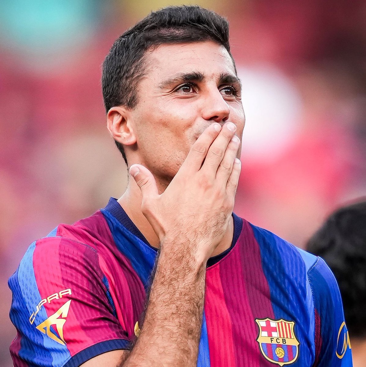 BarcaUniversal's tweet photo. 🚨🚨 Flick: "RODRI WILL PLAY TOMORROW." https://t.co/KvKyRAtXRv