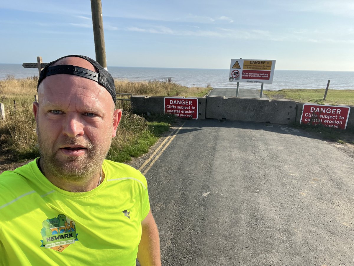 GorillaManFitn1's tweet photo. Second run done! Pushed myself a little further today, making it all the way to the cliff edge and back. Small steps, bigger goals — just keep moving forward! 💪🏃#Running #RunMotivation #KeepPushing #ProgressNotPerfection #FitnessJourney #SecondRun #OneStepAtATime https://t.co/A263p8hbdH