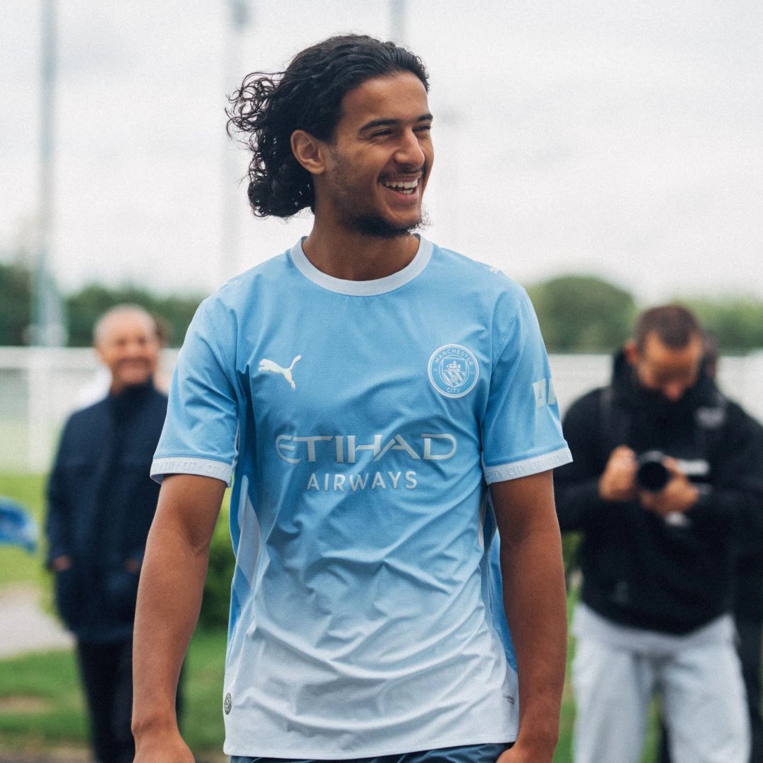 City_Xtra's tweet photo. Welcome to Manchester, @BouaddiAyyoub! 🩵 https://t.co/PbrFmu3l2x