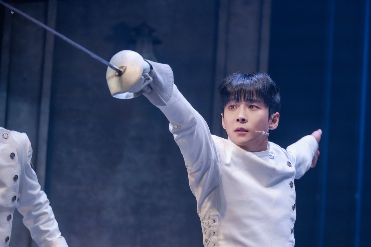kku__pic_'s tweet photo. 260826 비더슈탄트 커튼콜

아벨 루터 #이한솔 https://t.co/pp6eGwdAbf