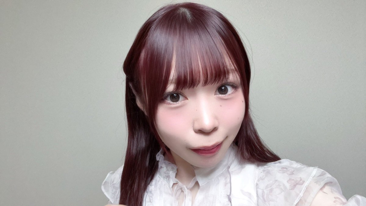 tomiokamiu's tweet photo. 【御礼 募金のご協力ありがとうございました！】

本日、八千代市へ｢熊本地震災害義援金｣と｢千葉県豪雨災害義援金｣をお渡しして参りました！
※募金額詳細は公式ホームページへ

Bluegreenを代表としてHONOKAちゃんが同席。
Bluegreenの活動を含め、募金にご協力いただきました皆さまへ心より感謝申し上げます。とのお言葉を頂戴しました。

#熊本地震災害義援金
#千葉県豪雨災害義援金
#八千代アイドル
#ぶるぐり
#ぶる組