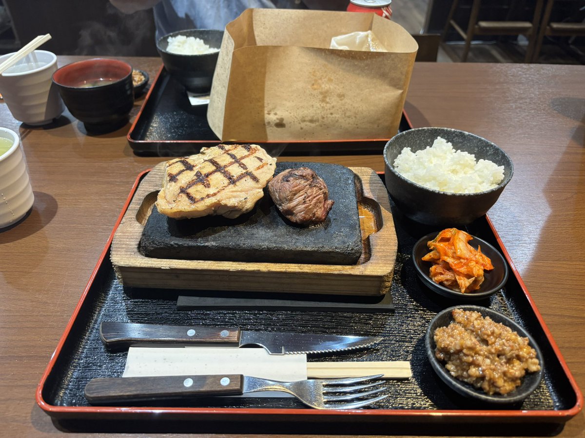 navi2_0703's tweet photo. 久々の肉米！ https://t.co/urIajX0xKB