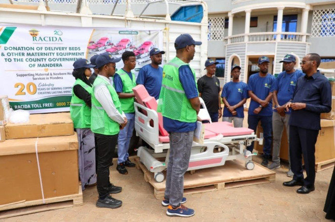 kenyaaxis's tweet photo. #RACIDA donated maternal and newborn health equipment to Mandera County Referral Hospital, including delivery beds, baby bassinets and digital measuring equipment. https://t.co/Ro5WD3Bmru