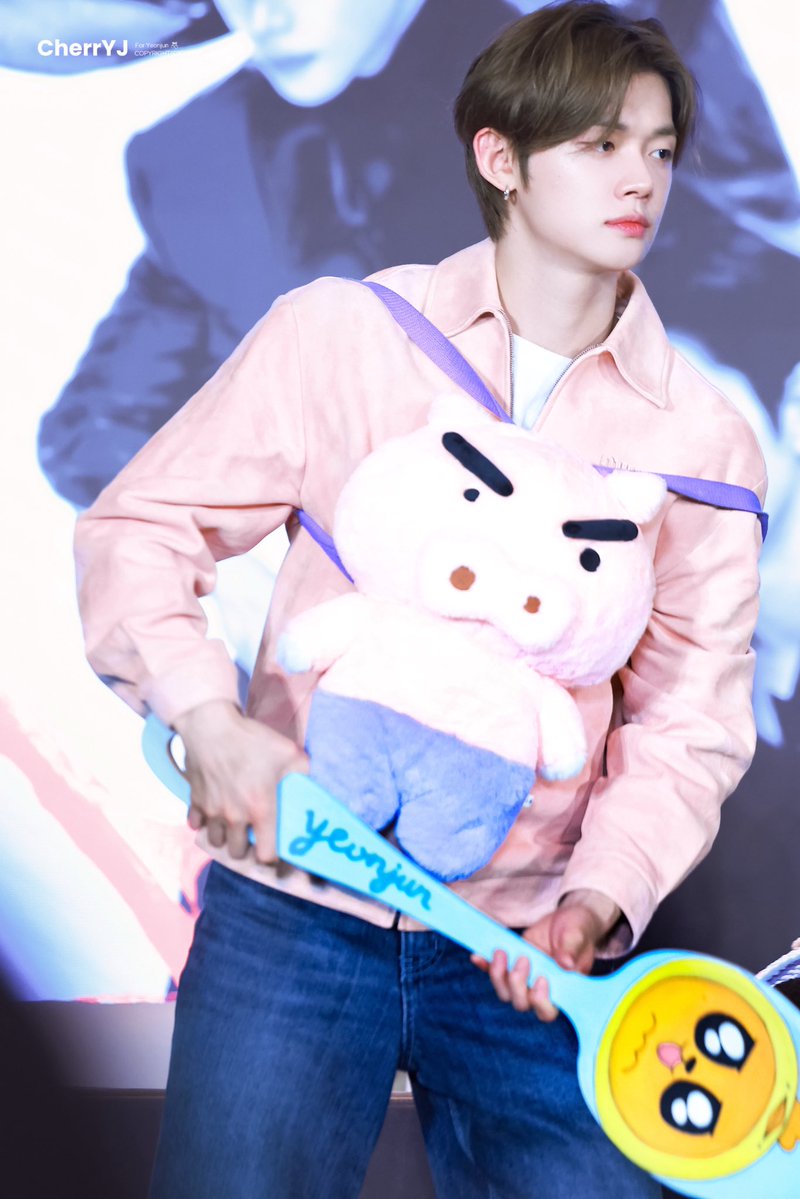 CHERRYJ_0913's tweet photo. 260823 🐽🐽🐽

#연준   #YEONJUN   #ヨンジュン 
#TXT #투모로우바이투게더 https://t.co/RPAOq8oW6r
