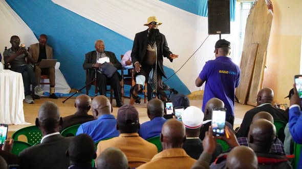 radiovuna_102's tweet photo. Mbona ulikosa kufika, #mensconference it's lit
Some entertainment from Mr. 4 Jaymo. https://t.co/lU8qZ2h4CV