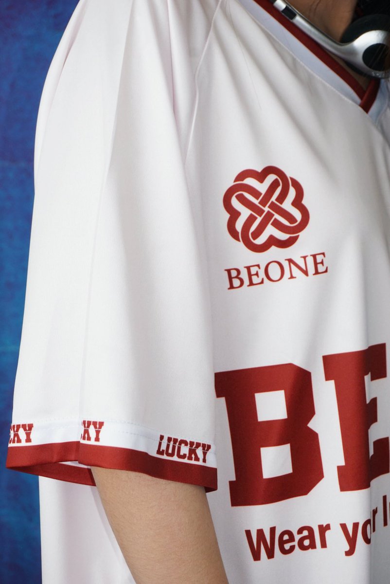 bammanae's tweet photo. IG: beone.officially (My brand🍀✨)
Beone Lucky coming soon: 639 success collection

639 is a set of auspicious numbers that convey the power of victory, wealth, and overcoming various obstacles in life. It is believed to be the number set of the god Guan Yu. A god in Chinese beliefs who is a great warlord who loves honesty and is never defeated in battle. Anyone who has this number with them will be successful. Overcome obstacles, enhance trade, work, and become wealthy.

Victorious Power (Red): Strengthens power and success.

Ultimate Mastery (black): Enhances prestige, aura, calmness, and mindfulness.

Champion Wisdom (Blue): Enhance intellect, wisdom, and resourcefulness.

——————————————————
Beone Lucky coming soon: 639 ชัยชนะแห่งความสำเร็จ

639 ชุดตัวเลขมงคลที่สื่อถึงพลังแห่งชัยชนะ ความร่ำรวย และการฝ่าฟันเอาชนะอุปสรรคต่างๆ ในชีวิต ซึ่งเชื่อกันว่าเป็นชุดเลขเทพกวนอู เทพเจ้าในความเชื่อของจีนซึ่งเป็นยอดขุนศึกผู้รักความซื่อสัตย์และไม่เคยพ่ายแพ้ในศึกสงคราม ผู้ใดมีเลขนี้ติดตัวจะประสบความสำเร็จ เอาชนะอุปสรรค เสริมการค้า การงาน และร่ำรวย

ชัยชนะแห่งโชคลาภและความรุ่งโรจน์ (สีแดง): เสริมเรื่องพลังอำนาจและความสำเร็จ

ชัยชนะแห่งบารมีและความเหนือชั้น (สีดำ): เสริมเรื่องบารมี ออร่า ความสุขุม มีสติ

ชัยชนะแห่งสติปัญญา (สีฟ้า): เสริมเรื่องสติปัญญา ความรอบรู้ และไหวพริบในการแก้ไขปัญหา

ราคา/Price 1190.-
4 ชิ้นส่งฟรีในไทย✨
4 pieces for free shipping in Thailand ✨
International shipping Now✈️

สั่งซื้อได้ที่/Order Here
https://t.co/NsdBbKp7LH
หรือ DM @ beone.officially

#beoneofficially #แฟชั่นสายมู #เลขกวนอู #สายมู #bebambo