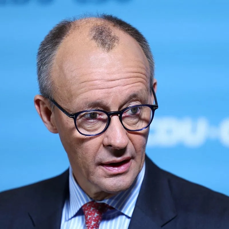 GlobalDiss's tweet photo. 🚨🇩🇪 Brussels LOCKS citizens OUT of foreign accounts.

Merz and Klingbeil squeeze taxpayers dry while the EU restricts access to non-EU money.

Capital controls are the next step for the DYING euro. https://t.co/XceDCAaARm