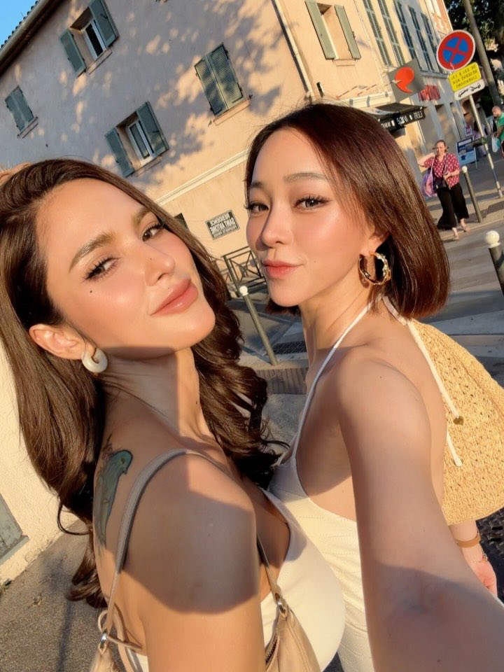 SOFEEEE8's tweet photo. เอาจริงนิวเคลียร์ลุคนี้จำแทบไม่ได้อ่ะ 
ก็เกือบจะเป็นสายฝออยู่แล้วป่ะ แต่หุ่นสับโซ๊ะมากๆนะ https://t.co/vFdIKmLvea