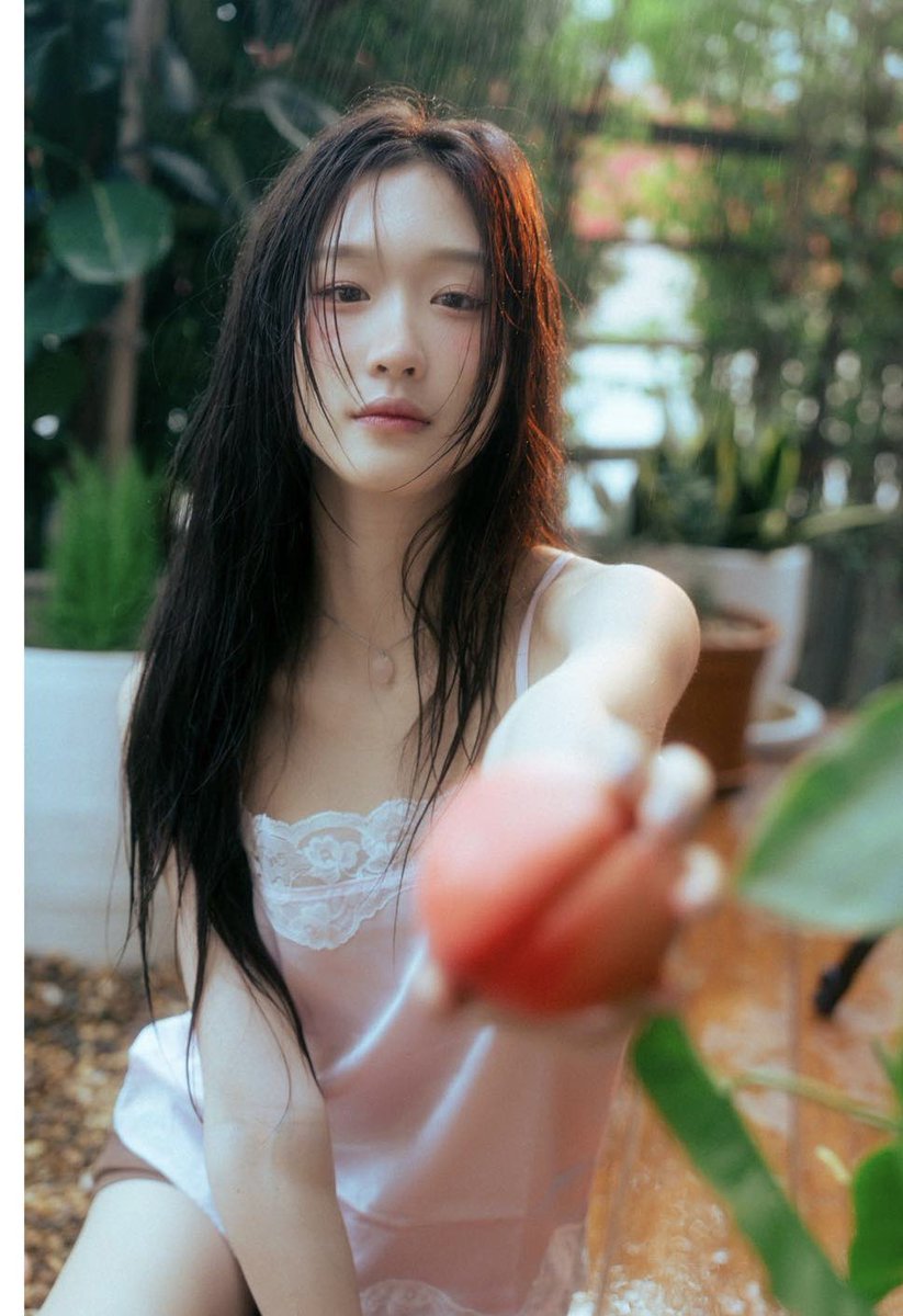 togetherz's tweet photo. ดาเมจรุนแรงต่อใจมากกกก🍑

วาสนาผู้ใดหนอออ😍

#AtomPariya https://t.co/gvIfjmEXWe